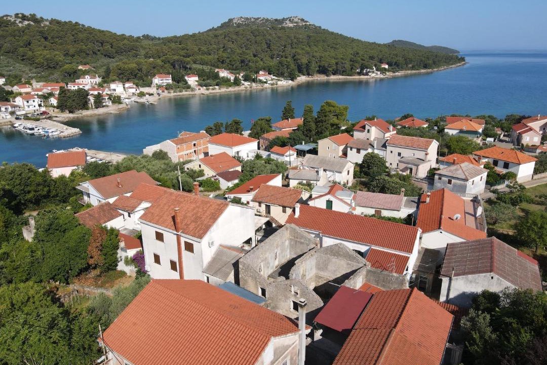 Photo of Buildings in Lukoran