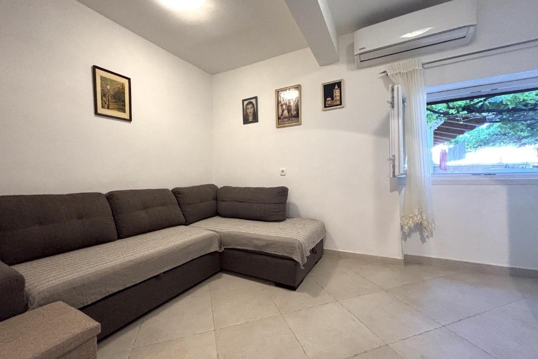 Photo of Livingroom in Lukoran
