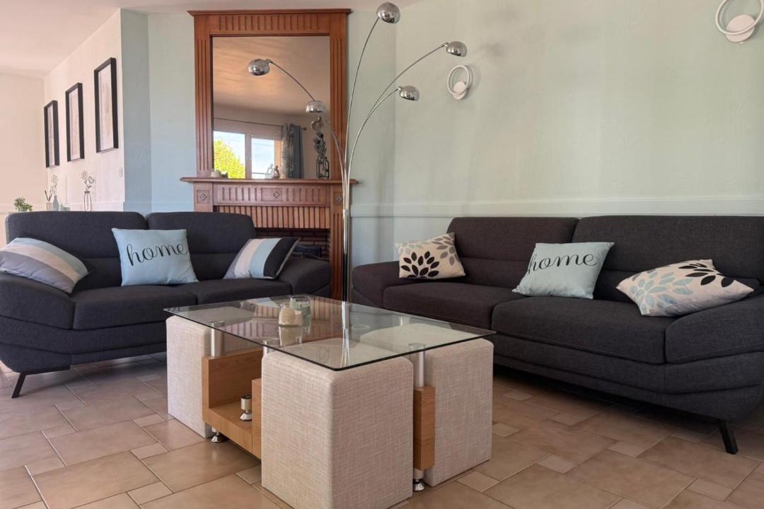 Photo of Livingroom in Thenezay