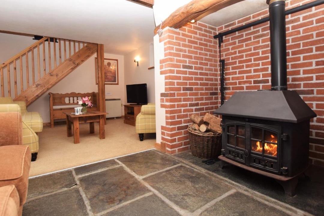 Photo of Others in Black Torrington