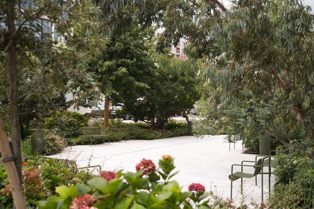 Photo of Others in Neuilly-sur-Seine
