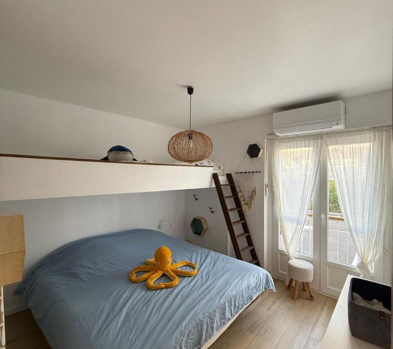Photo of Bedroom in Saint-Mandrier-sur-Mer