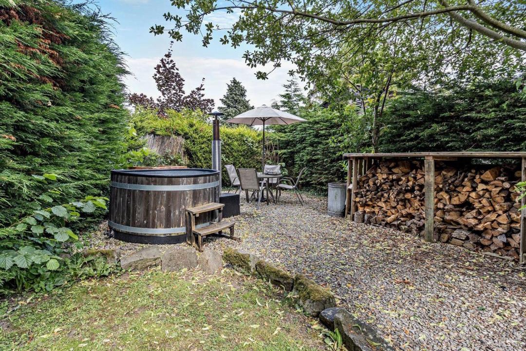 Photo of Others in Welsh Frankton