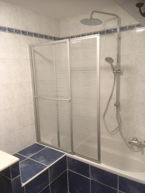 Photo of Bathroom in Roz-sur-Couesnon