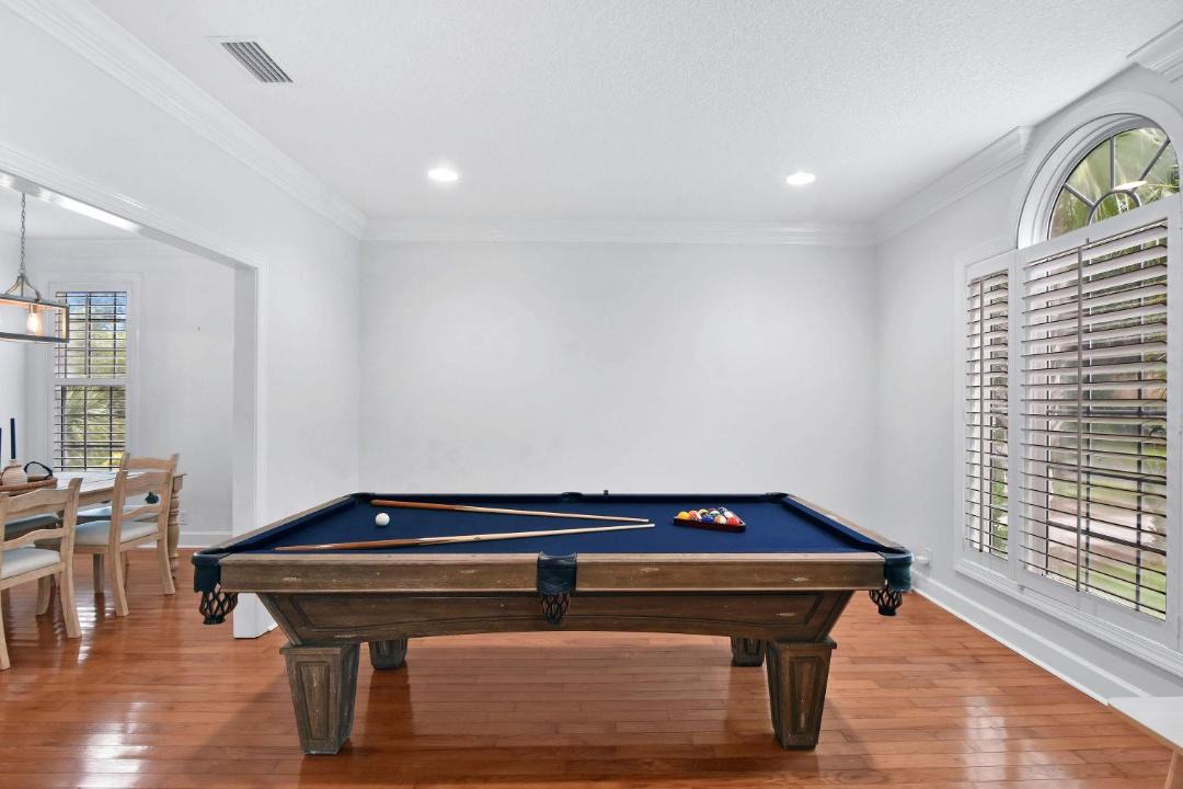 Photo of Others in Saint Simons Heights