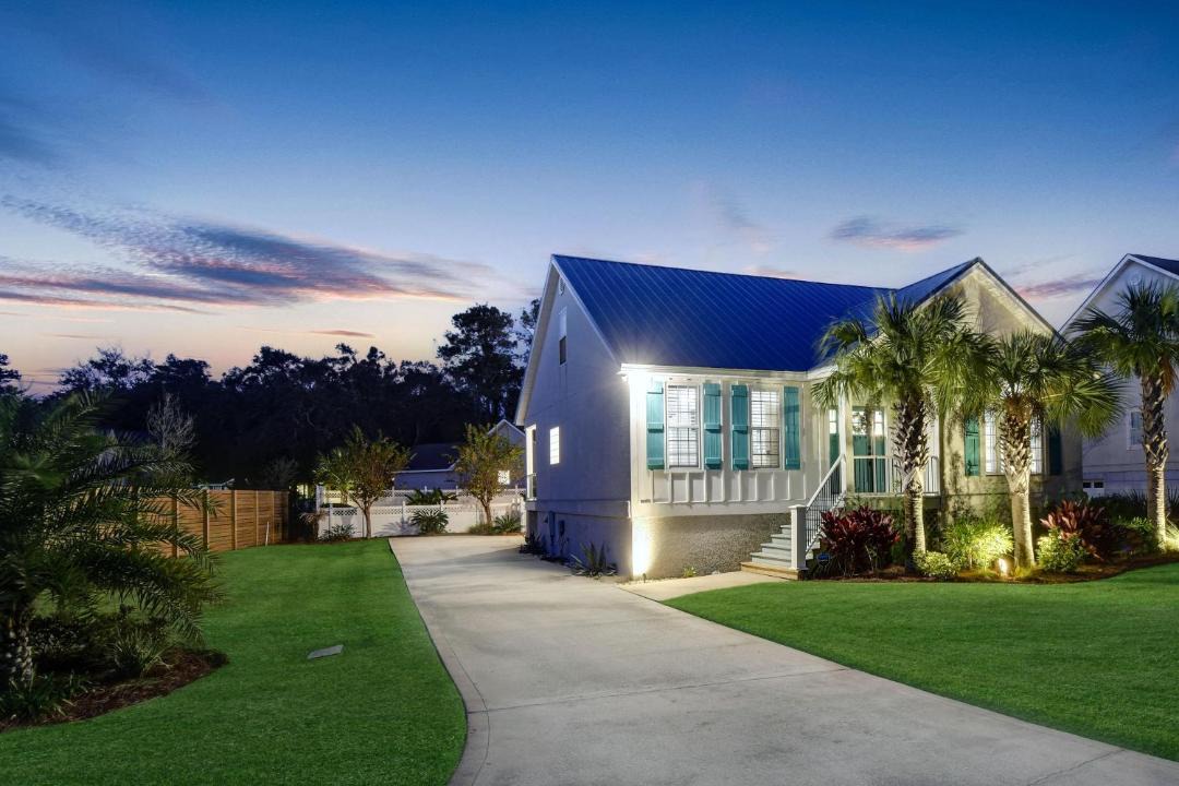 Photo of Others in Saint Simons Heights