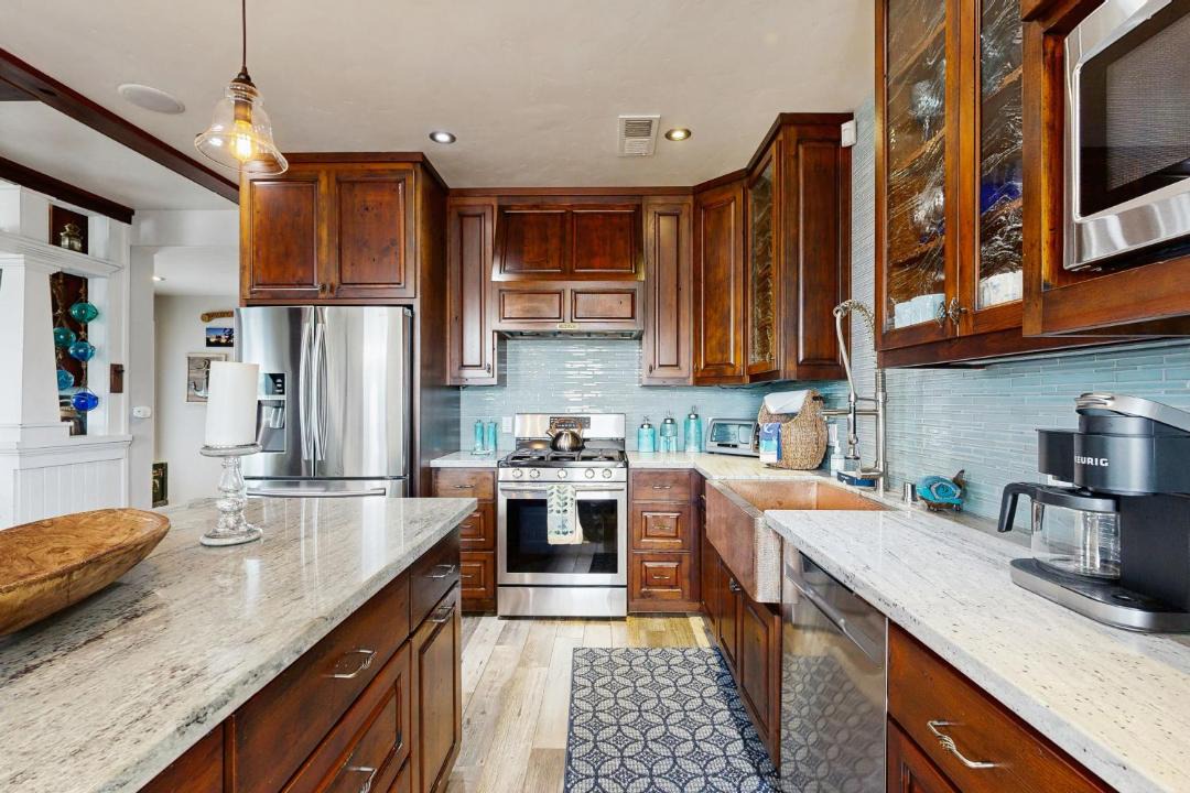 Photo of Others in Cleone