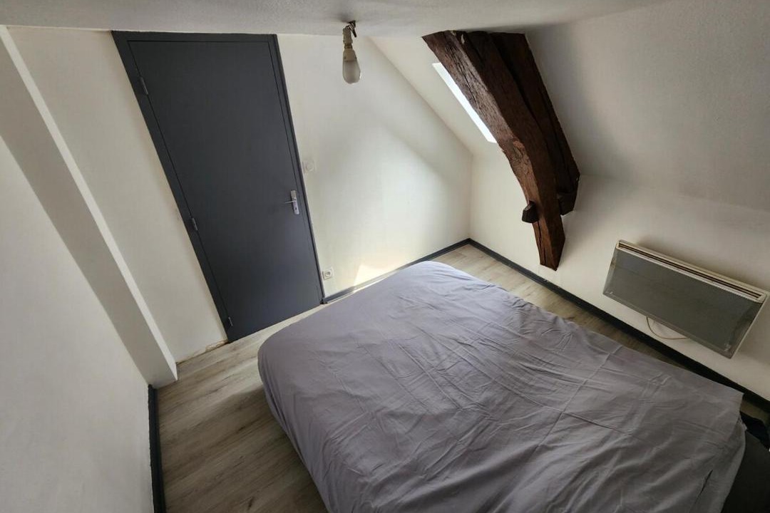 Photo of Bedroom in Gray