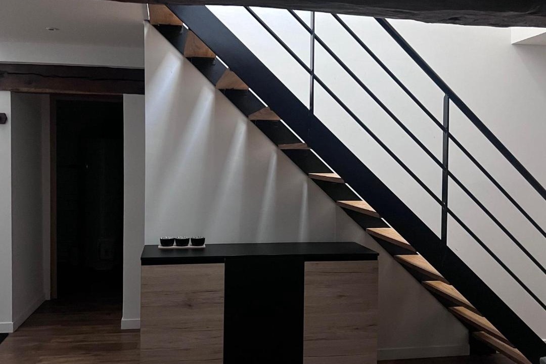 Photo of Others in Leval