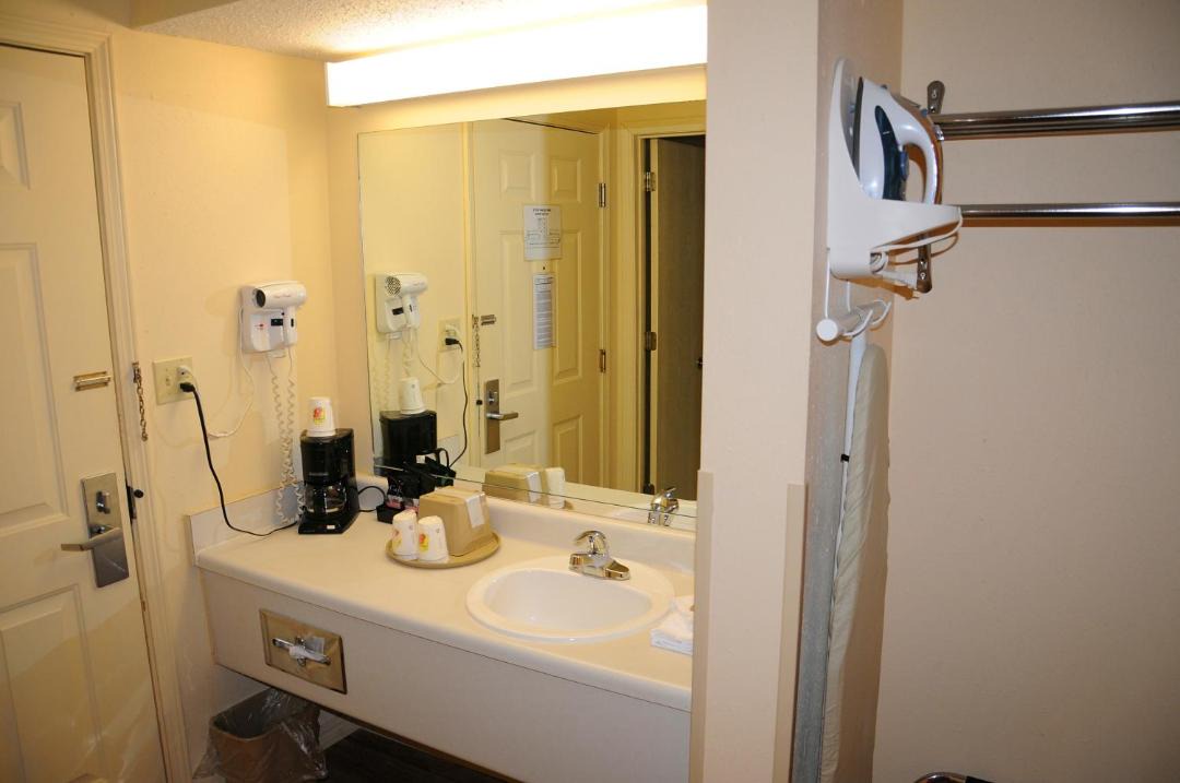 Photo of Bathroom in Lamar Heights