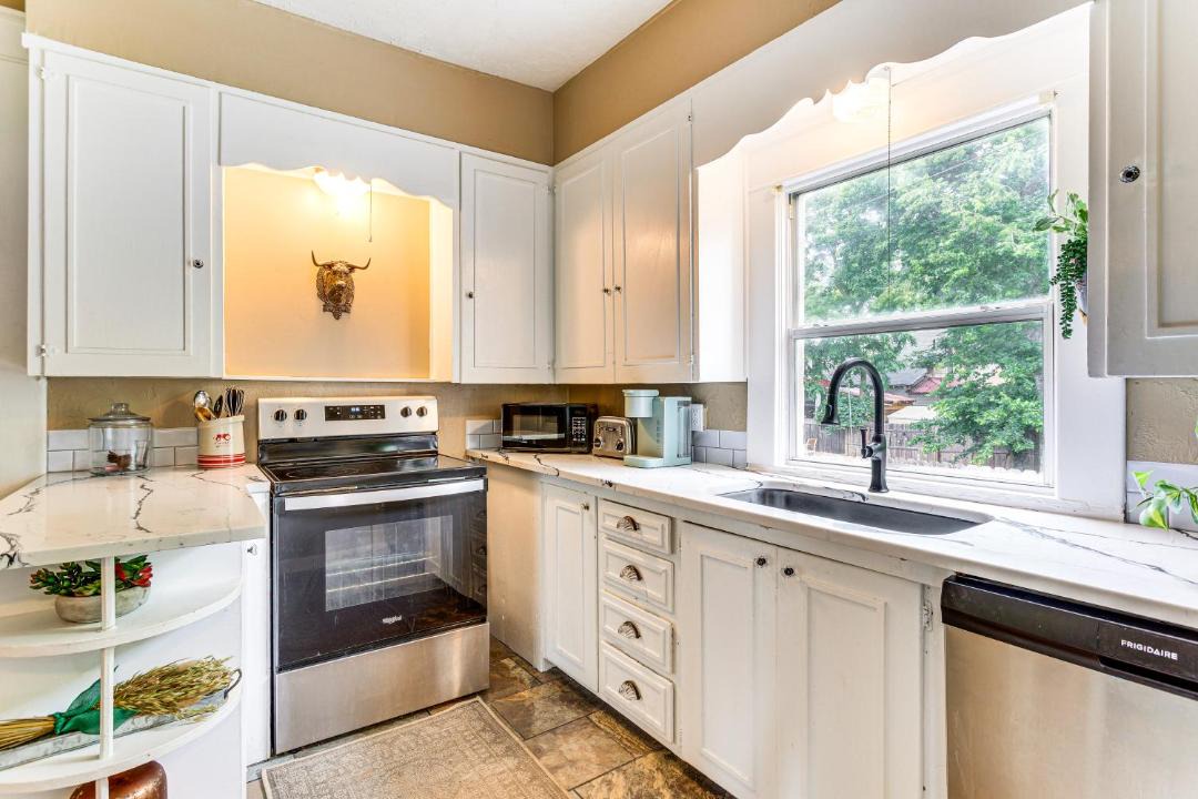 Photo of Kitchen in Guthrie