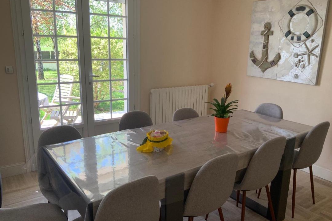 Photo of Others in Huisseau-sur-Cosson