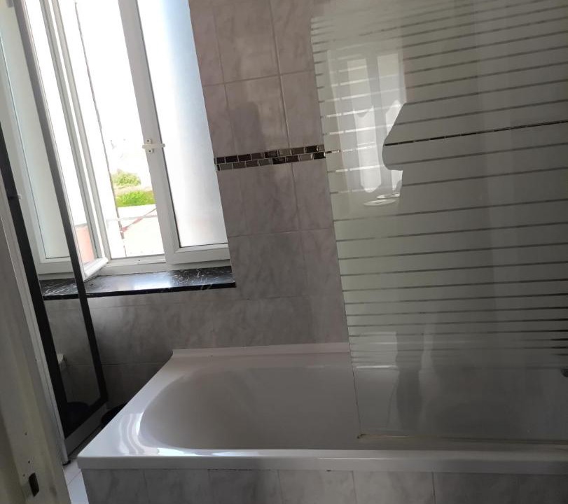 Photo of Bathroom in Montceau-les-Mines