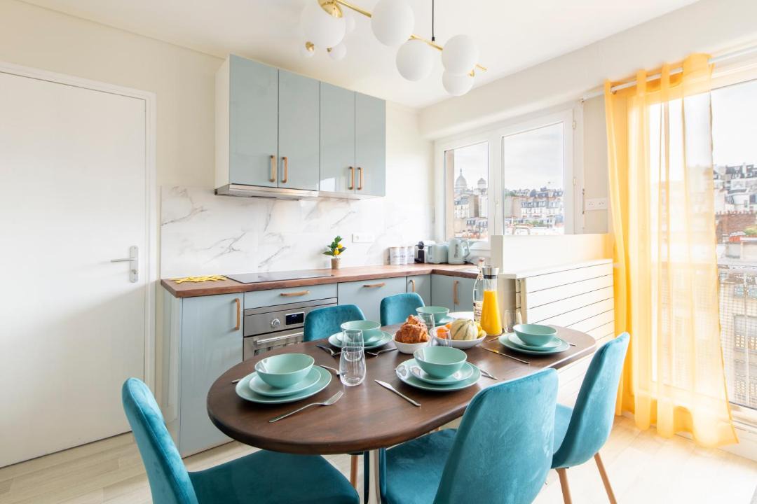 Photo of Kitchen in Quartier des Grandes-Carrieres