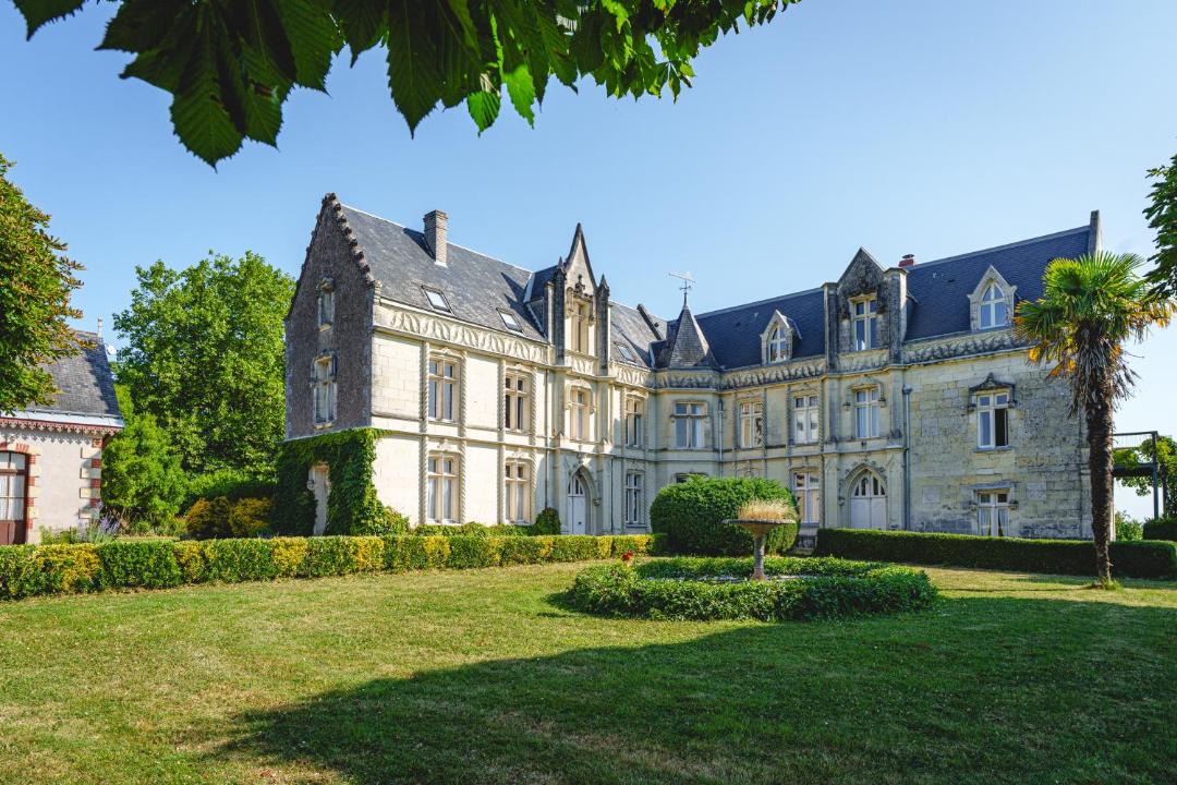 Photo of Others in Chenehutte-Treves-Cunault