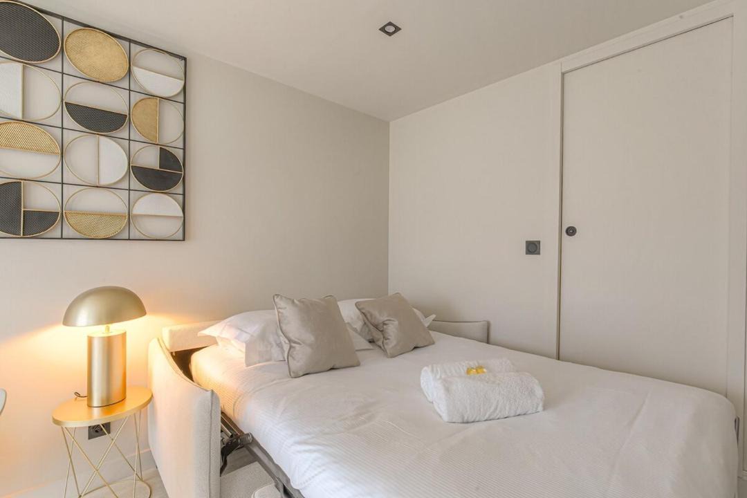 Photo of Bedroom in Saint-Didier-au-Mont-d'Or