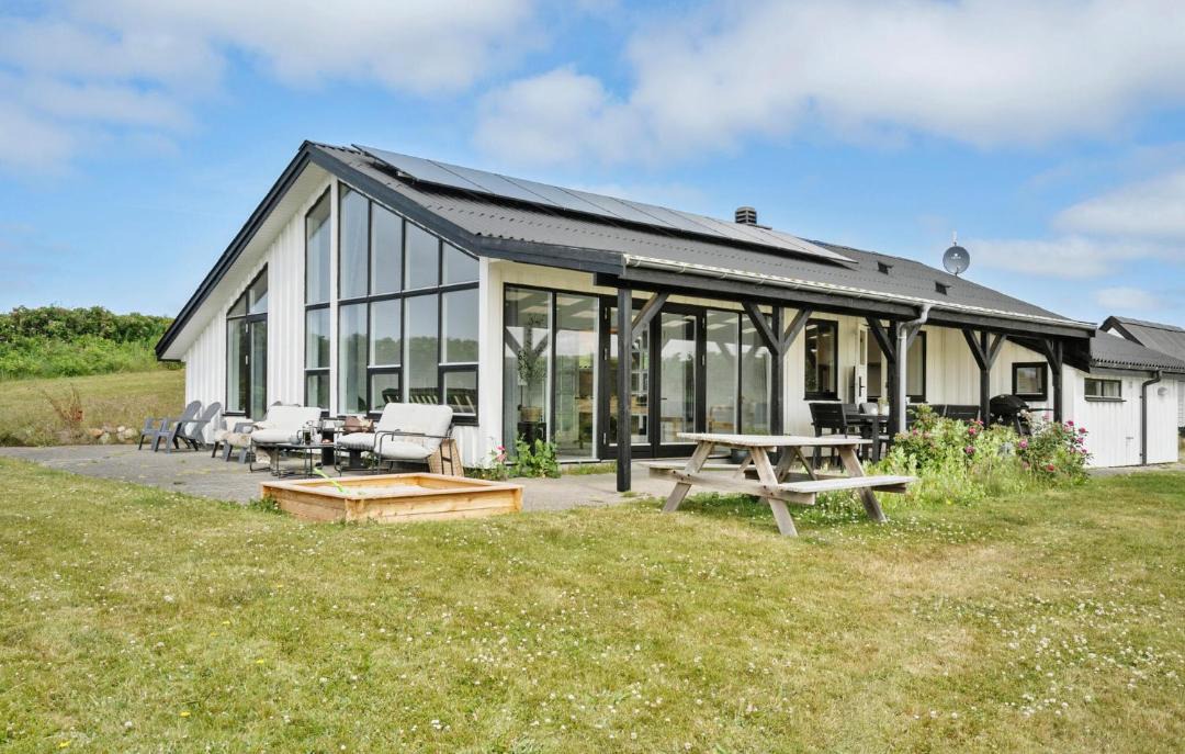 Photo of Others in Trans