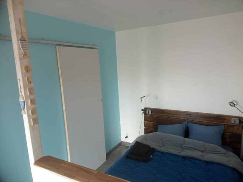 Photo of Bedroom in Salles-en-Toulon