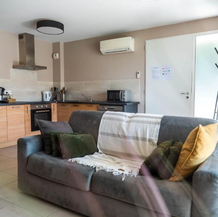 Photo of Others in Ledenon