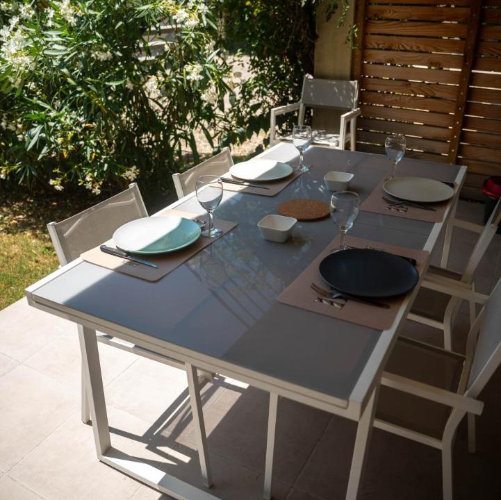 Photo of Others in Ledenon