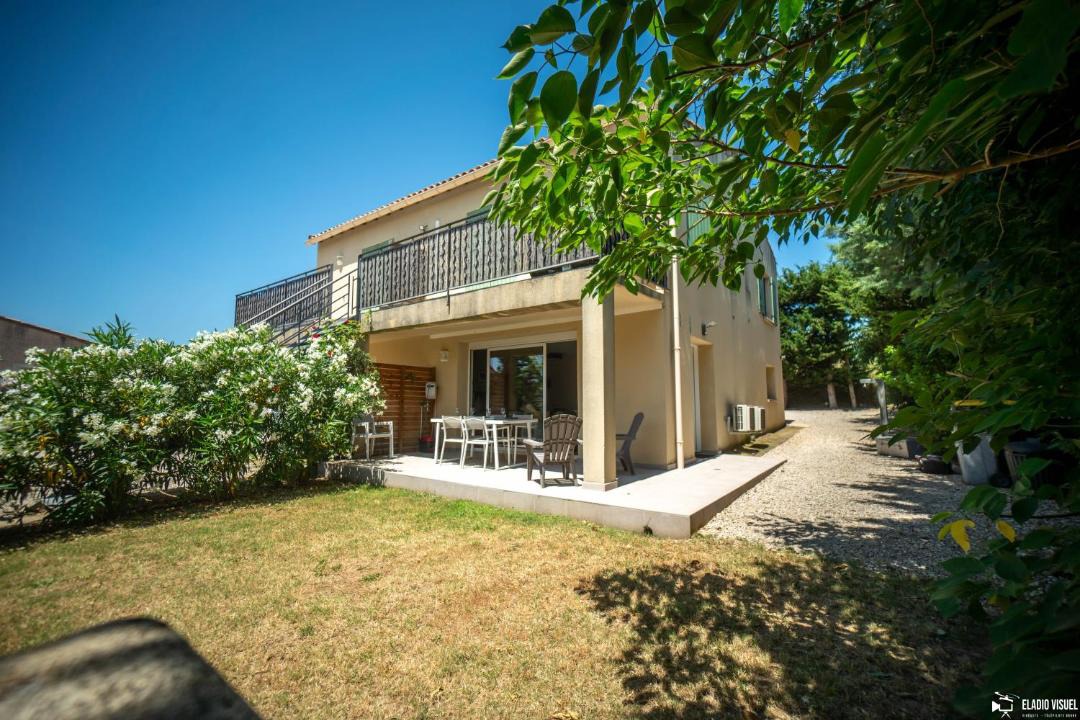 Photo of Others in Ledenon