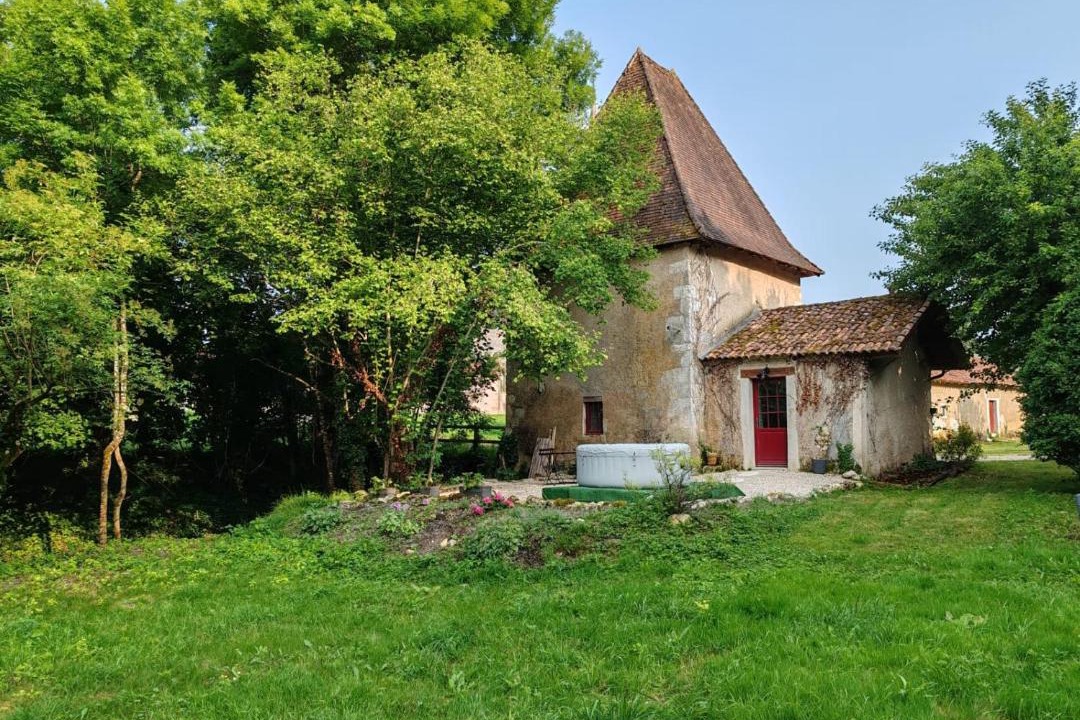 Photo of Others in Eyliac