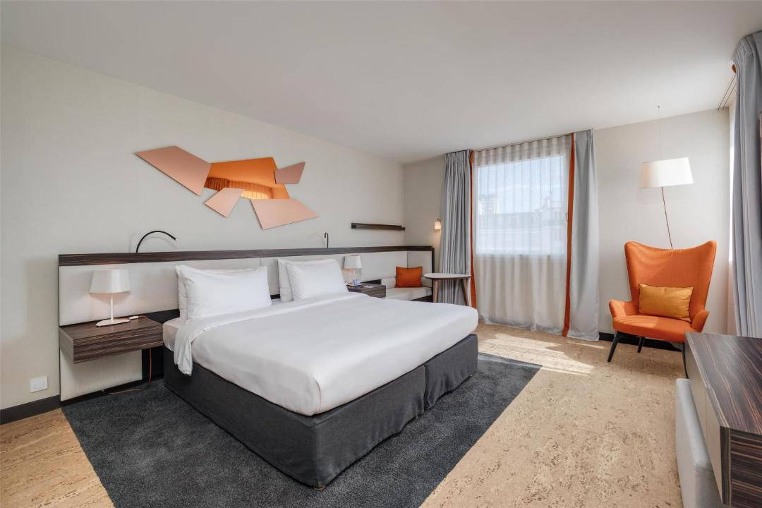 Photo of Bedroom in Republique–Point-du-Jour