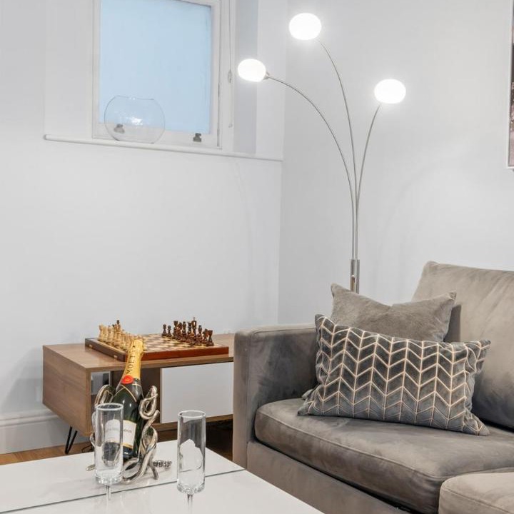 Photo of Others in Brompton & Hans Town