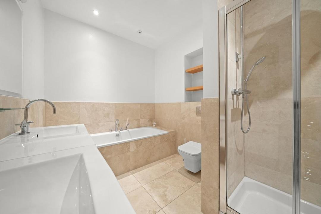Photo of Bathroom in Brompton & Hans Town