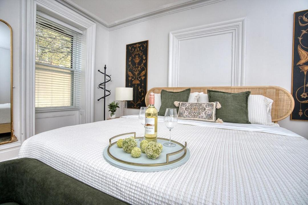 Photo of Bedroom in Troy