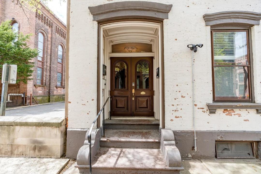 Photo of Others in Troy