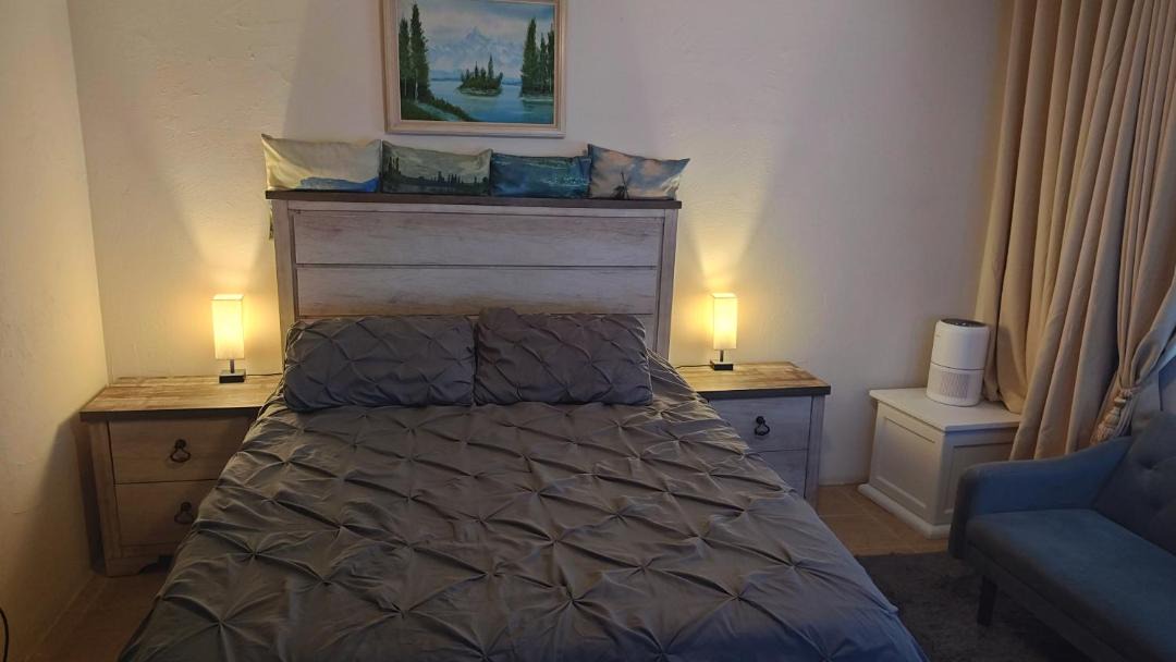Photo of Bedroom in Santa Clarita
