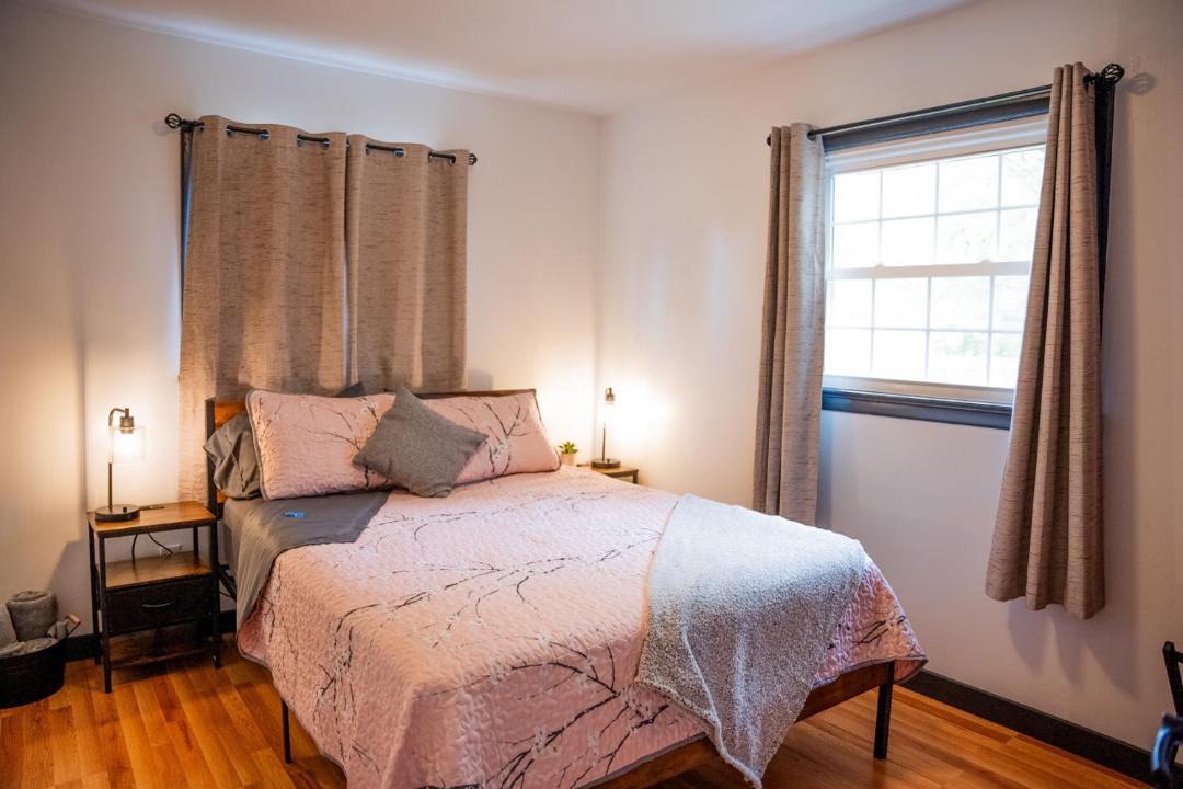 Photo of Bedroom in Tullahoma