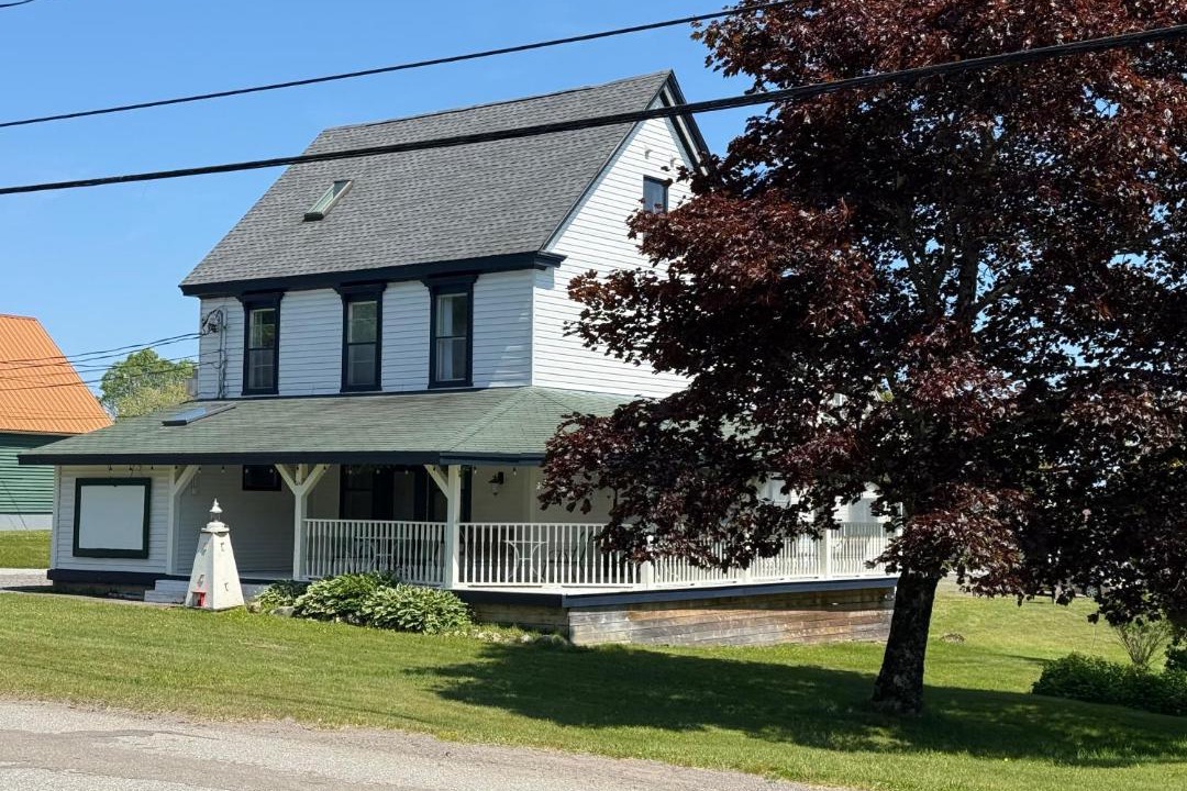 Photo of Others in St. Martins