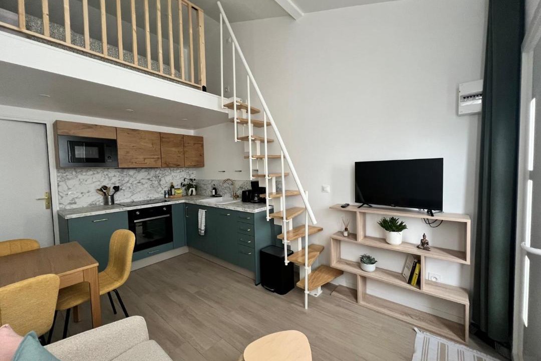 Photo of Others in Othis