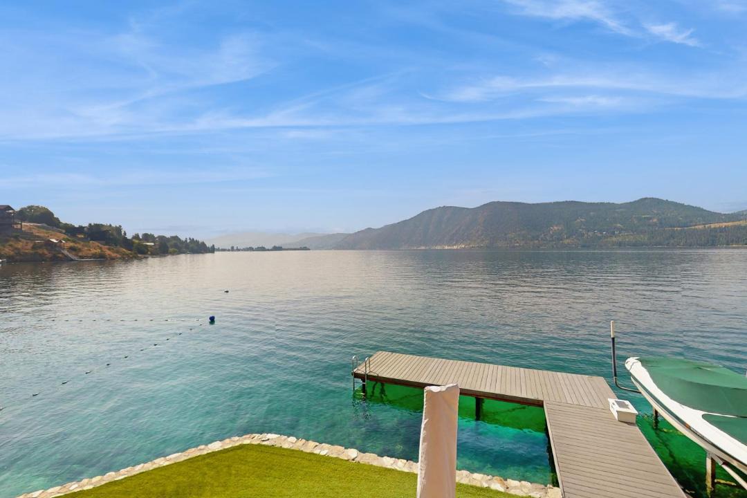 Photo of Others in Willow Point