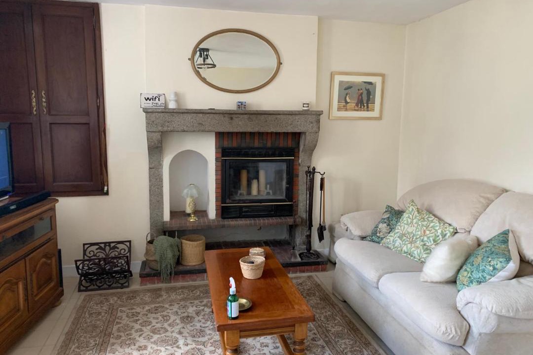 Photo of Others in Thiat