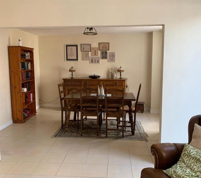 Photo of Others in Thiat