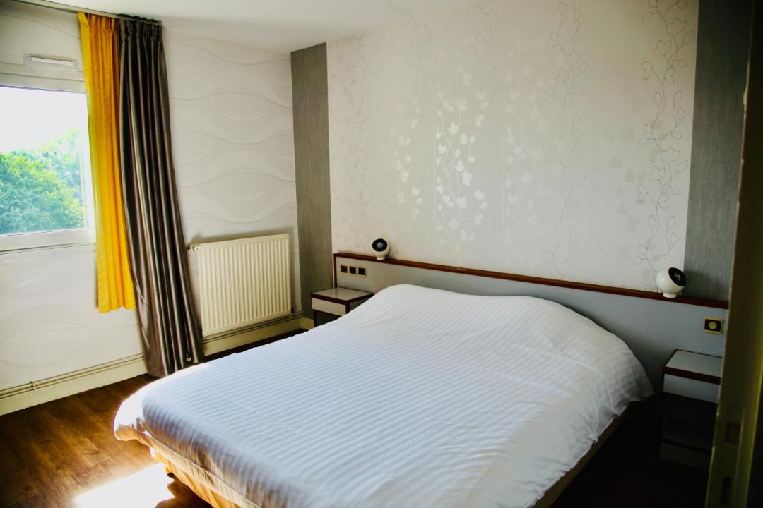 Photo of Bedroom in Magny-Cours