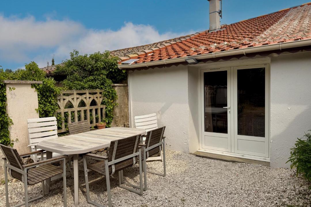 Photo of Others in Fontjoncouse