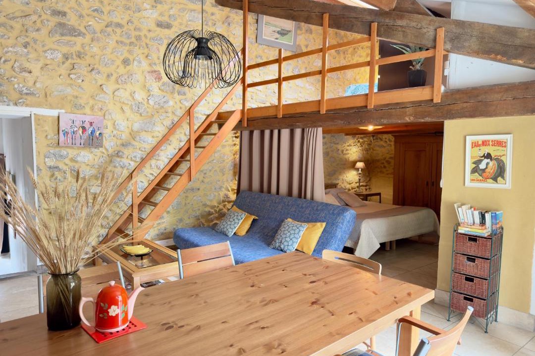 Photo of Others in Fontjoncouse