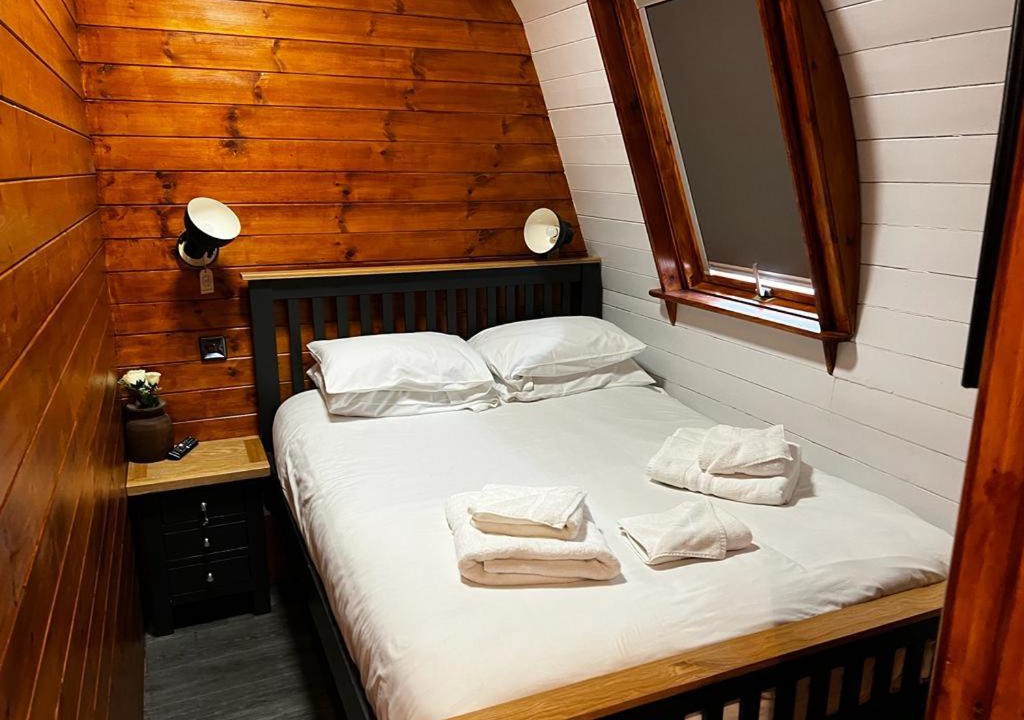 Photo of Bedroom in Isley Walton