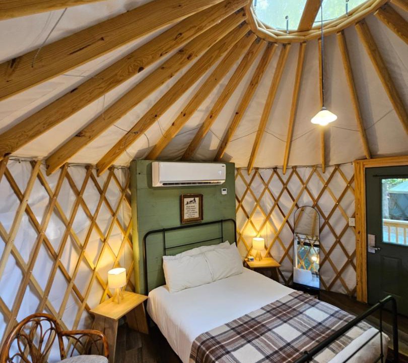 Photo of Bedroom in Rocky Grove