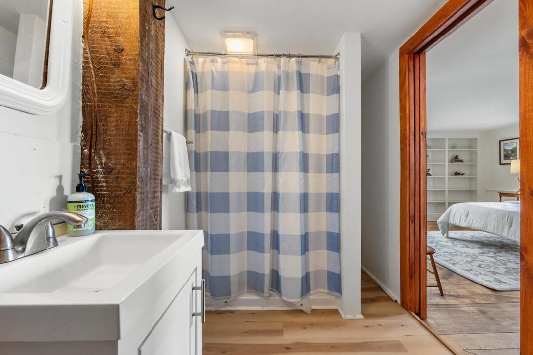 Photo of Bathroom in Loudon