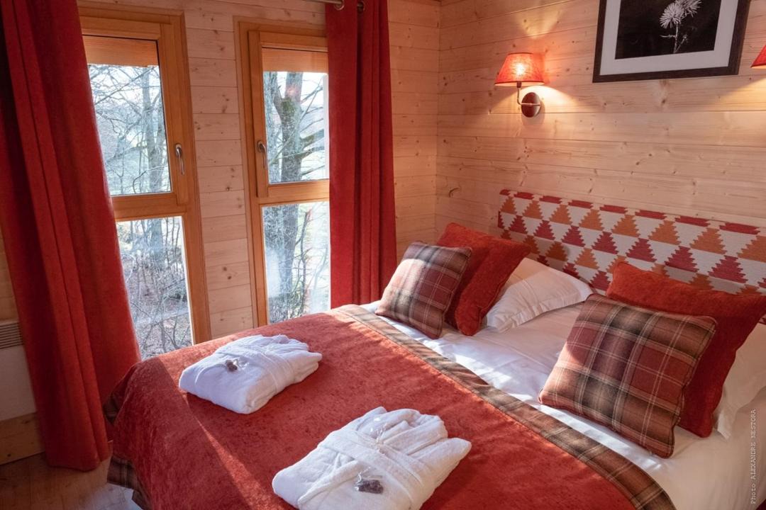 Photo of Bedroom in La Bussiere