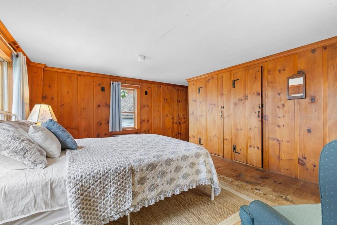 Photo of Bedroom in Loudon