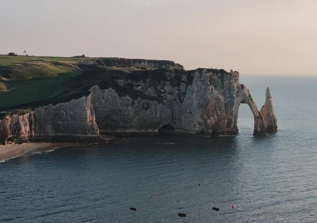 Photo of Others in Etretat