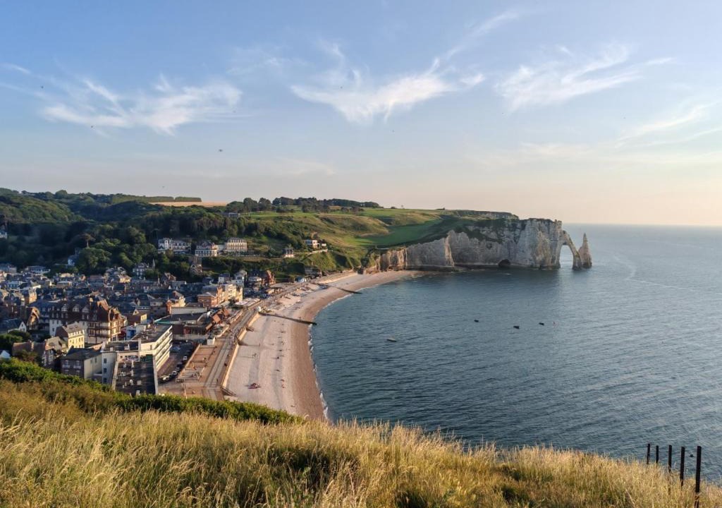 Photo of Others in Etretat