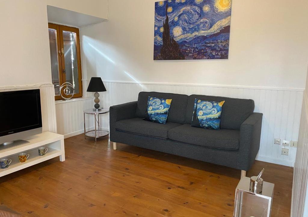 Photo of Livingroom in Maupertuis