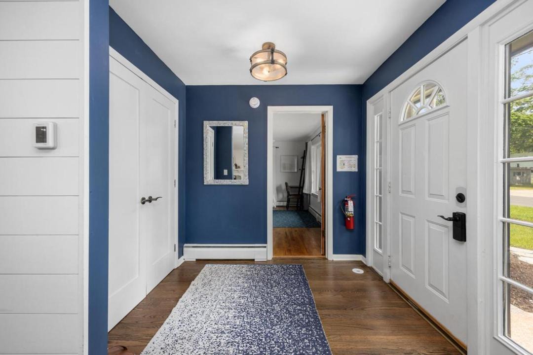 Photo of Others in Douglas